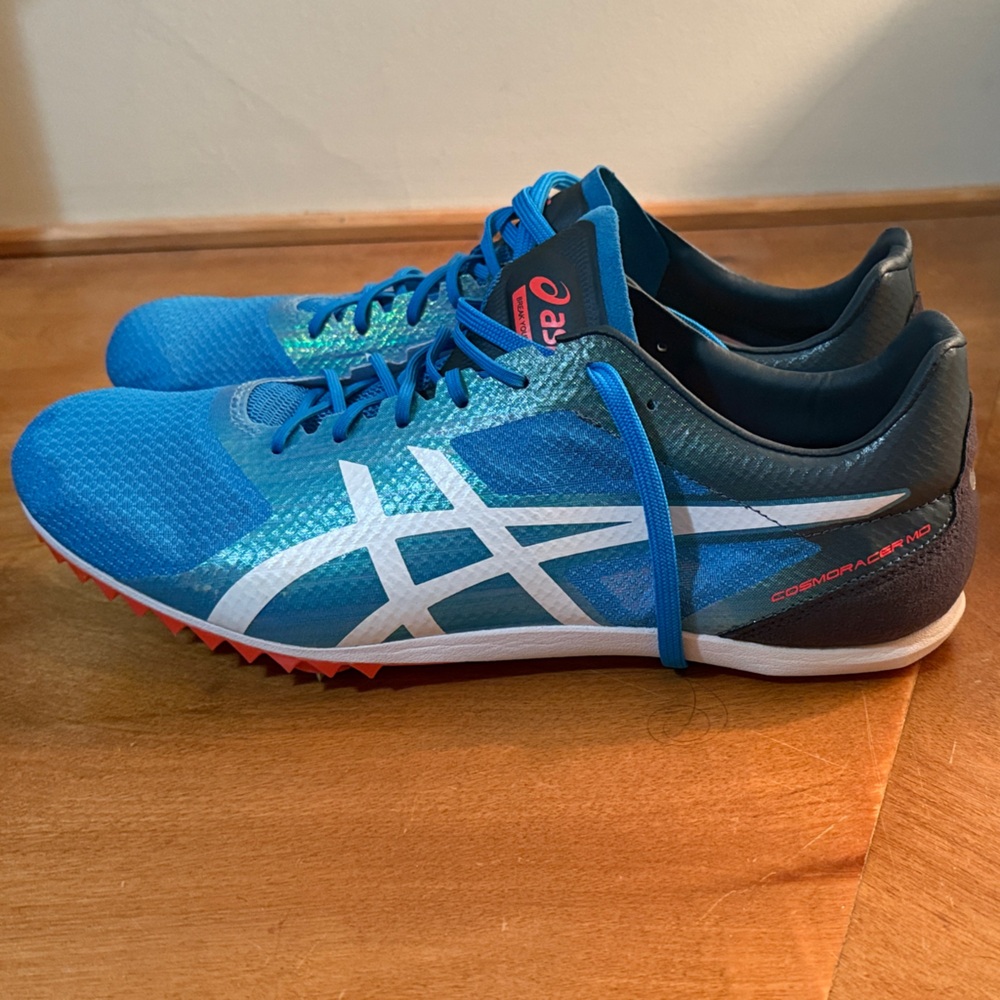 ASICS Men's Cosmoracer Md Track Shoe, Jet Blue/White/Dark Slate